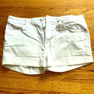 Gap White Slim Cutoff Shorts